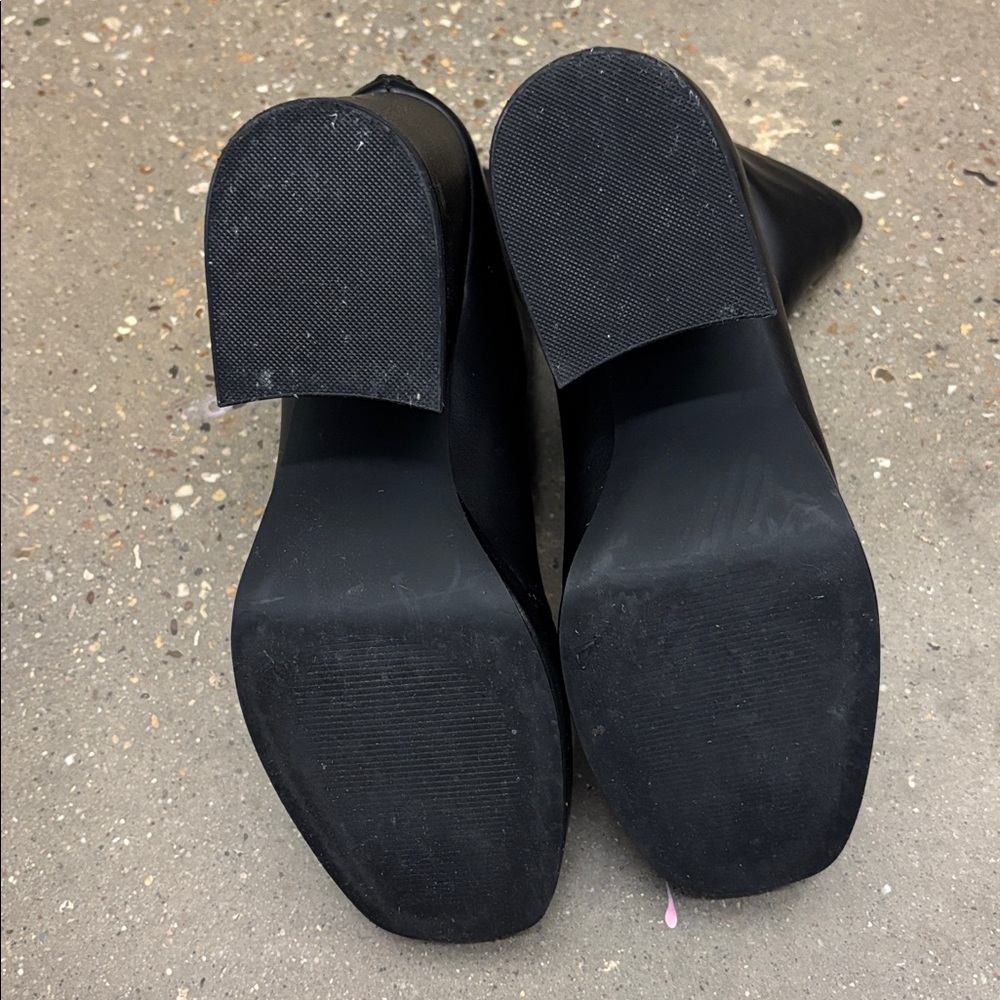 Steve Madden Sleek Black Heeled Boots - Picture 6 of 6